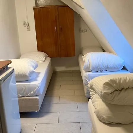 سكرودر * أمستردام